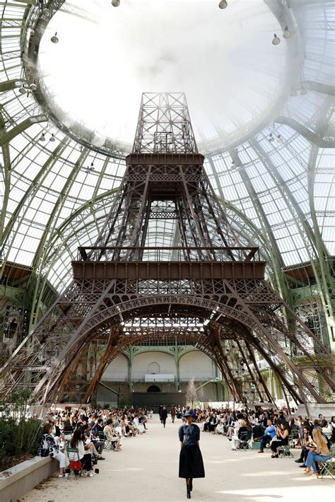 Watch Chanel’s Resurrection of the Eiffel Tower